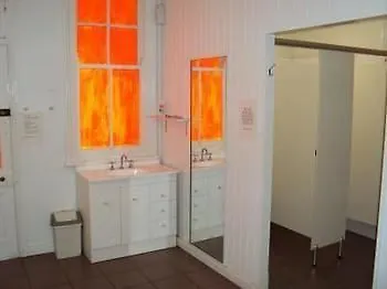 Queens Arms Hotel Roma Australia